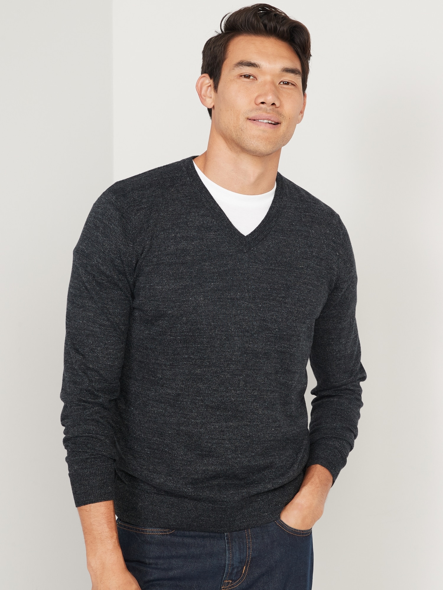 Old Navy Men's V-Neck Cable-Knit Pullover Sweater