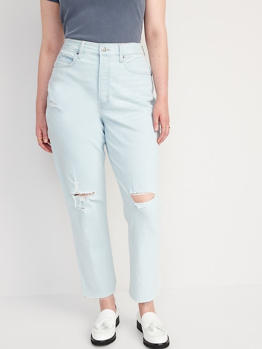 Image number 5 showing, Curvy Extra High-Waisted Button-Fly Straight Ripped Cut-Off Jeans