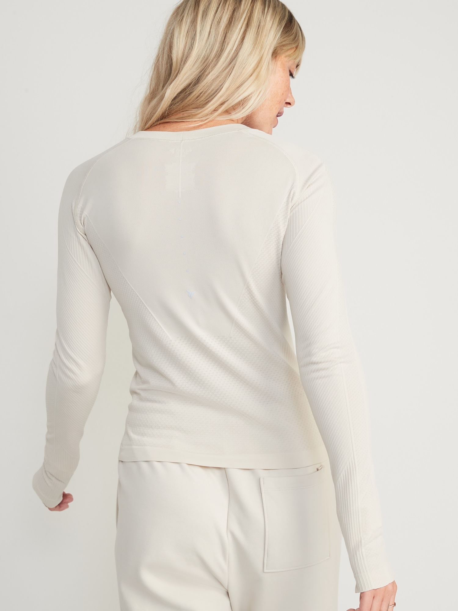 Ladies Sofi Seamless Technical Long Sleeve Shirt (Light Grey)