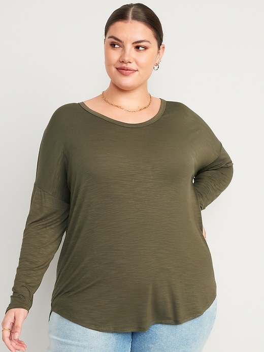 Image number 7 showing, Luxe Long-Sleeve Voop-Neck Tunic T-Shirt