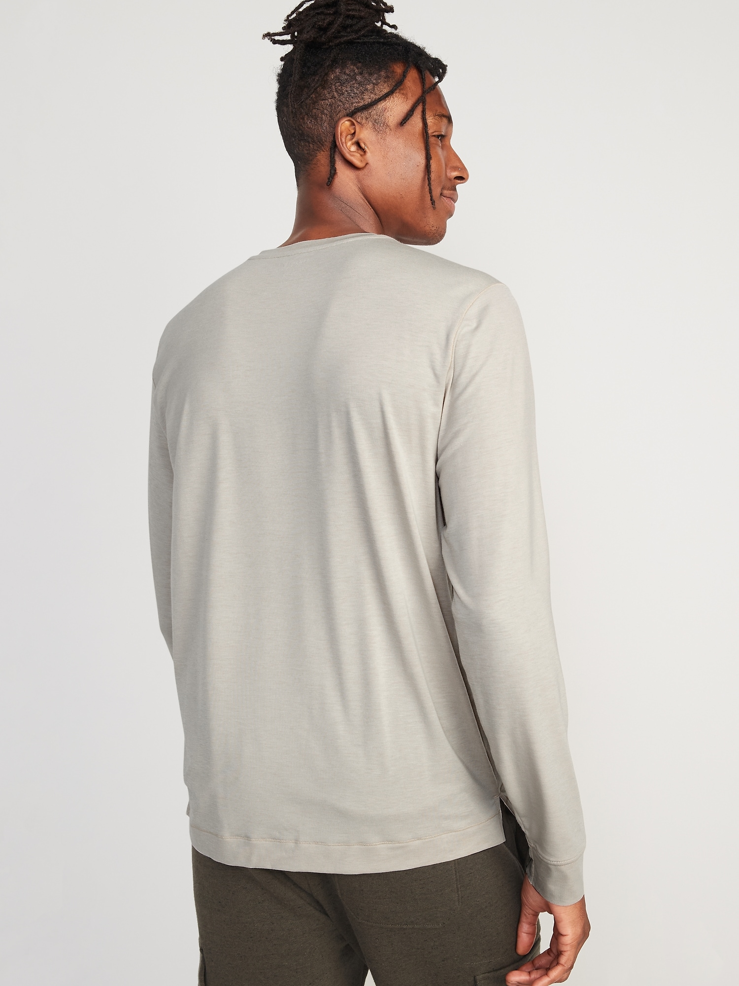 Beyond 4-Way Stretch Long-Sleeve Henley T-Shirt for Men | Old Navy