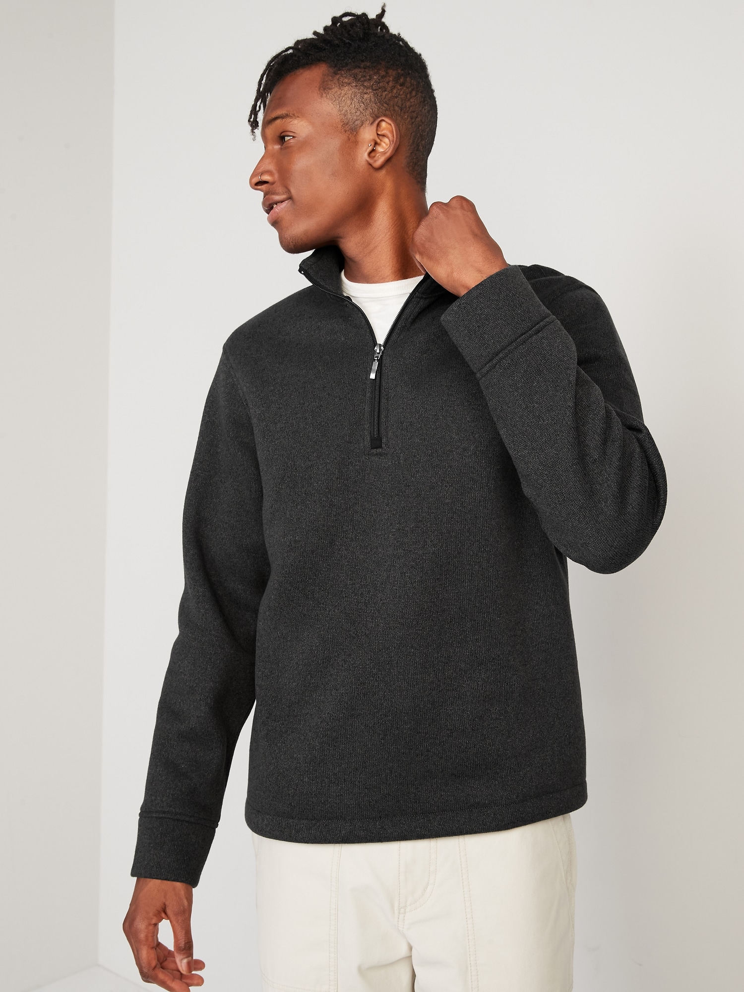 Old Navy Sweater Fleece Quarter Zip black. 1