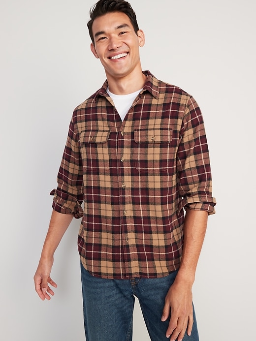 Old Navy Regular-Fit Plaid Double-Brushed Flannel Shirt for Men. 11