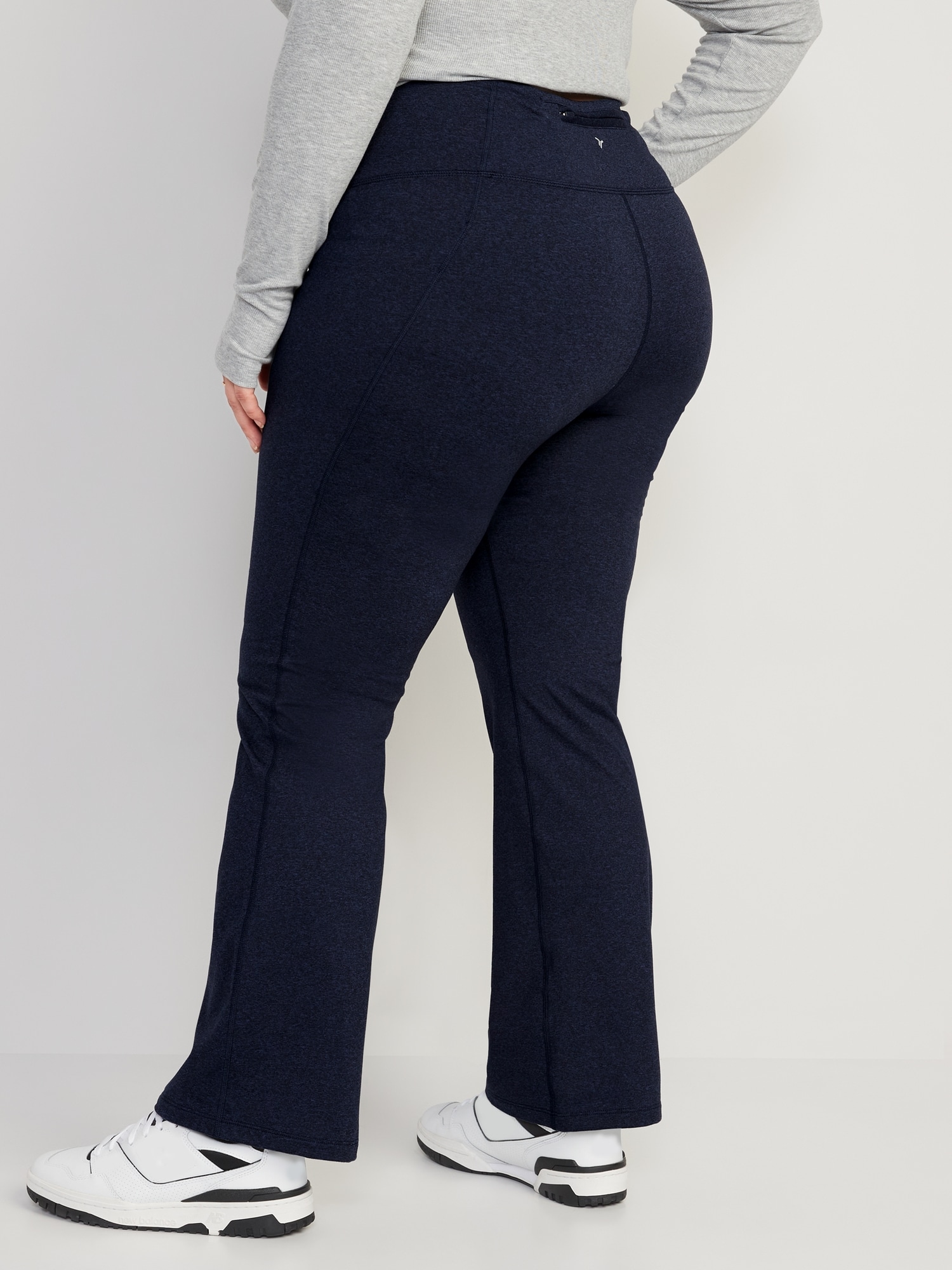 Old Navy - High-Waisted CozeCore Boot-Cut Leggings for Women