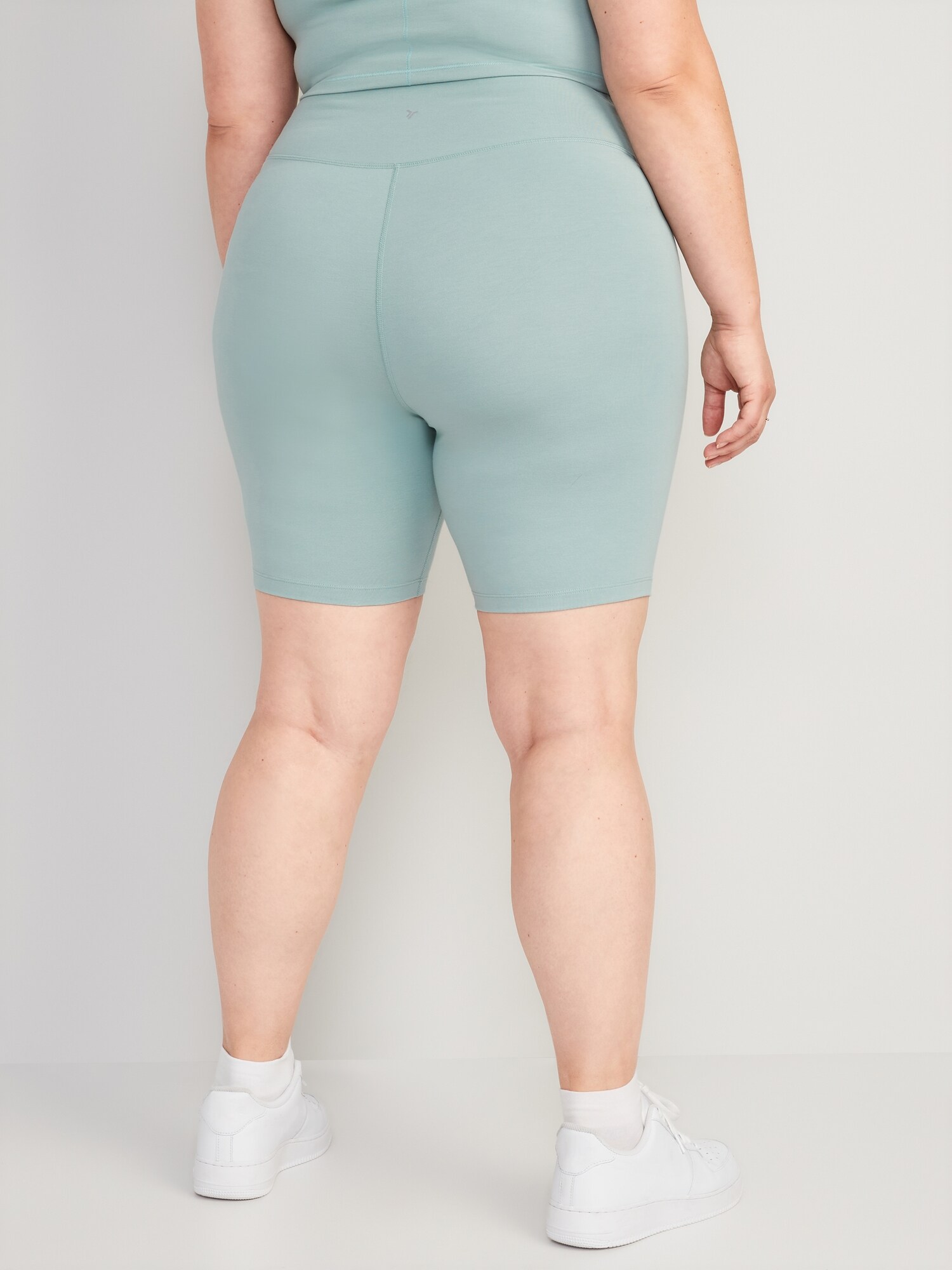 Extra HighWaisted PowerChill Crossover HiddenPocket Biker Shorts for