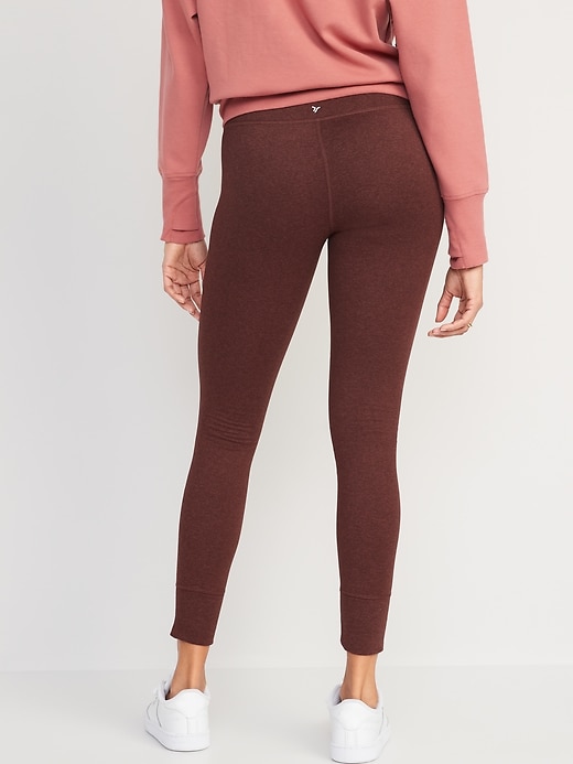 Old Navy High-Waisted Elevate CozeCore Colour-Blocked Leggings, 23 Chic Thermal  Leggings That Will Warm Your Legs All Winter