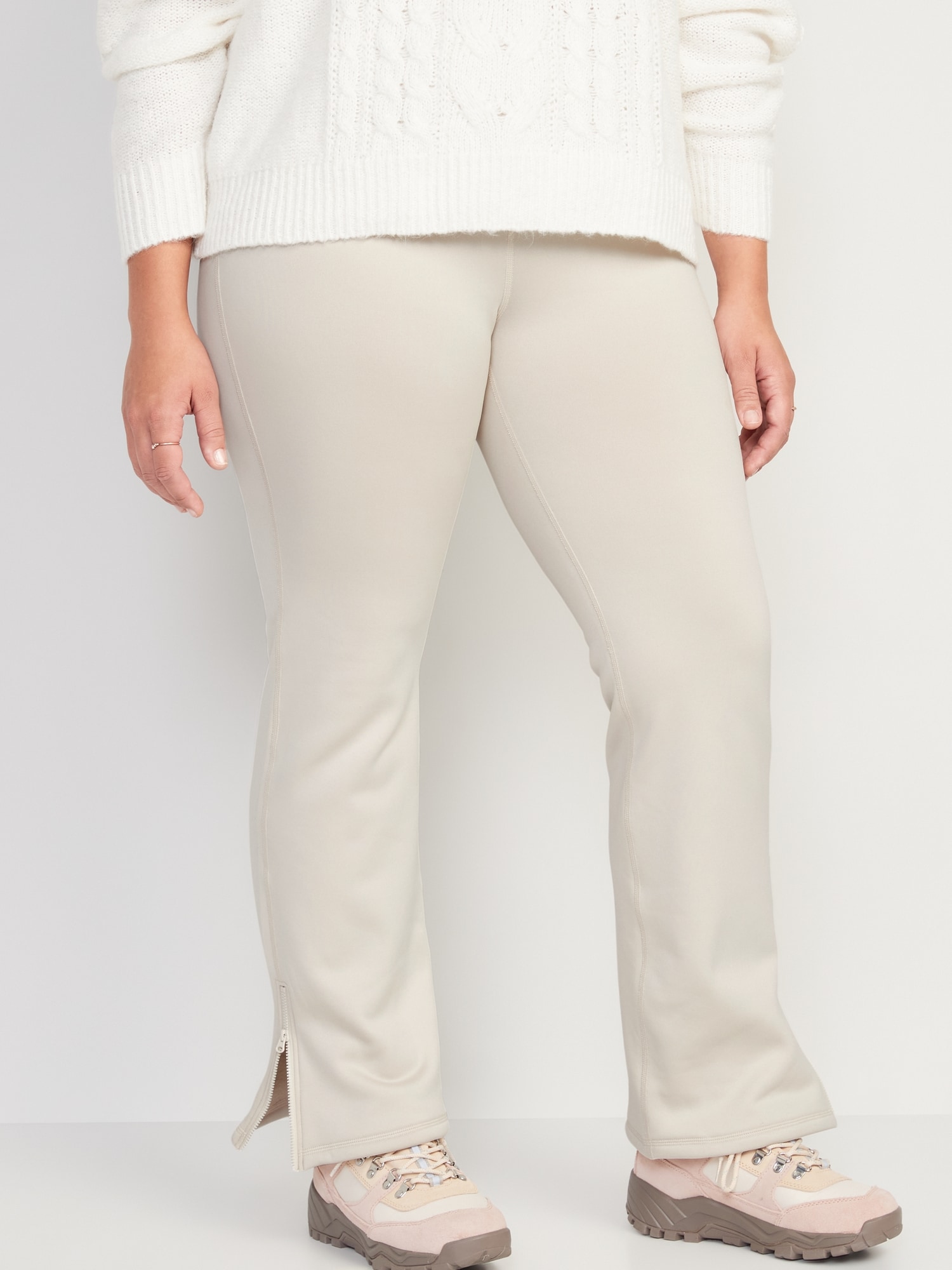 Old Navy High-Waisted UltraCoze Fleece-Lined Flare Leggings for
