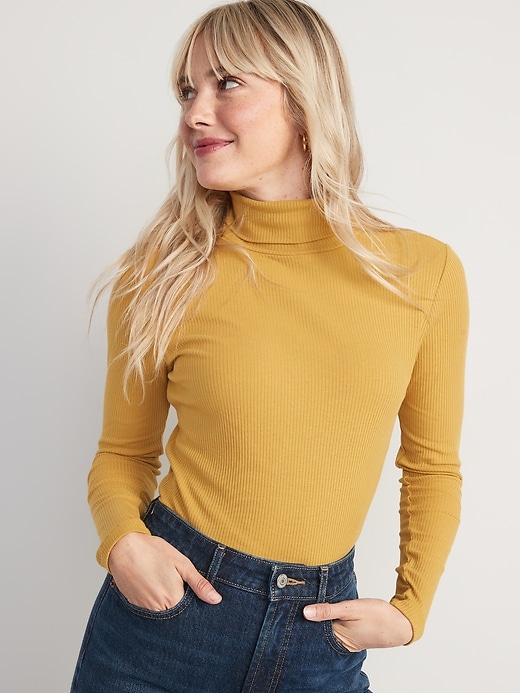 Old Navy Rib-Knit Turtleneck Top for Women. 3