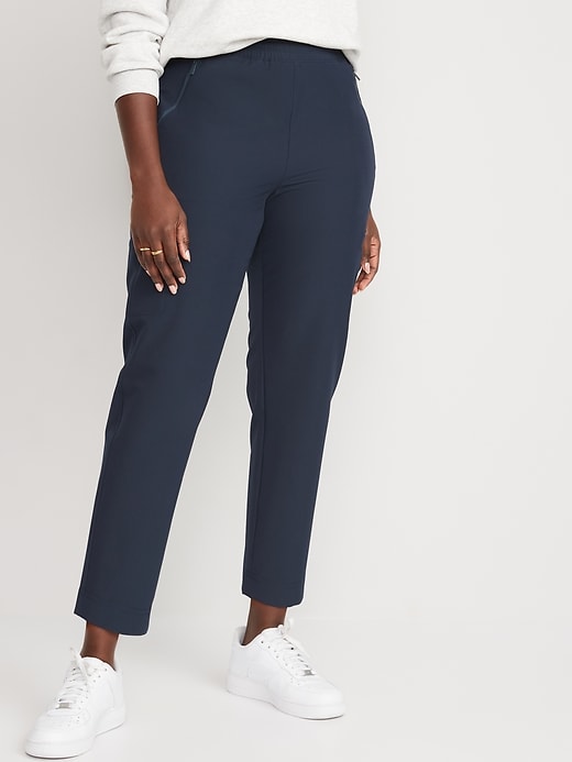 High-Waisted All-Seasons StretchTech Slouchy Taper Cargo Pants | Old Navy
