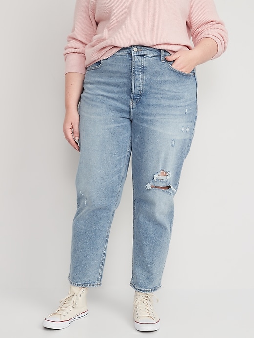 Image number 7 showing, Curvy Extra High-Waisted Button-Fly Sky-Hi Straight Ripped Jeans for Women
