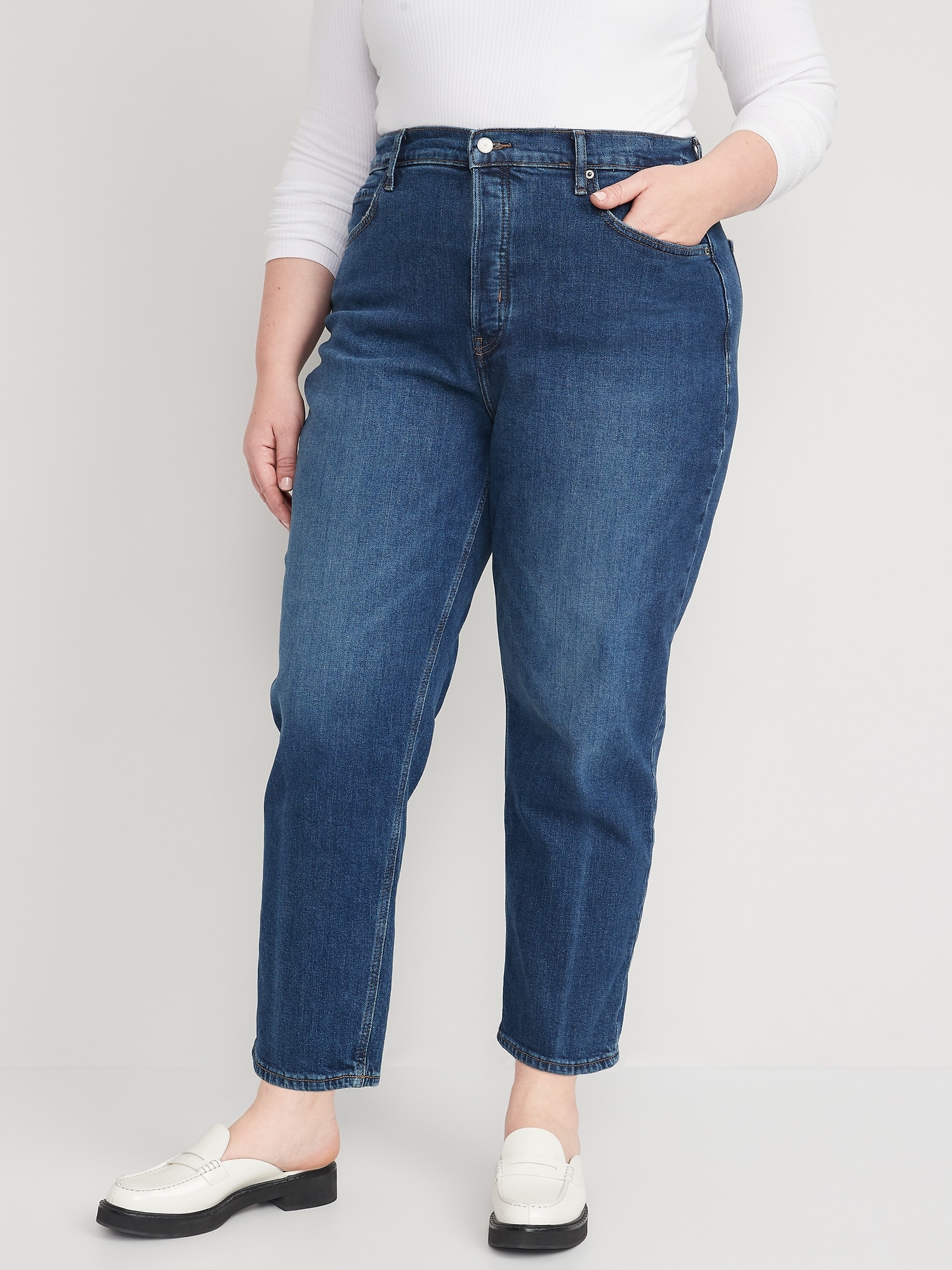 Curvy Extra High-Waisted Button-Fly Straight Jeans | Old Navy