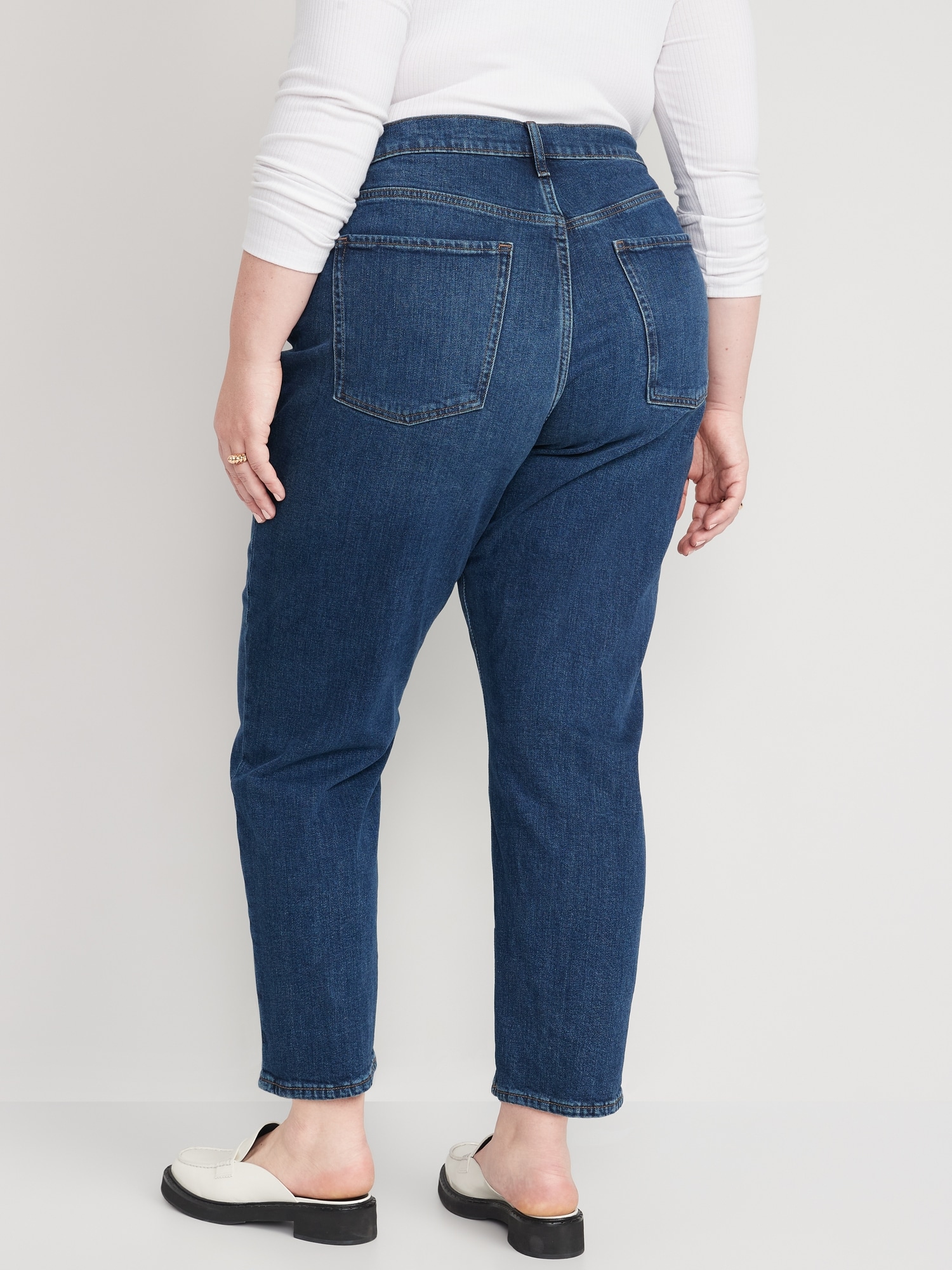 Plus size regular high waisted straight jeans