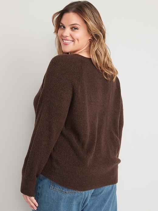 Image number 8 showing, V-Neck Mélange Shaker-Stitch Cocoon Sweater