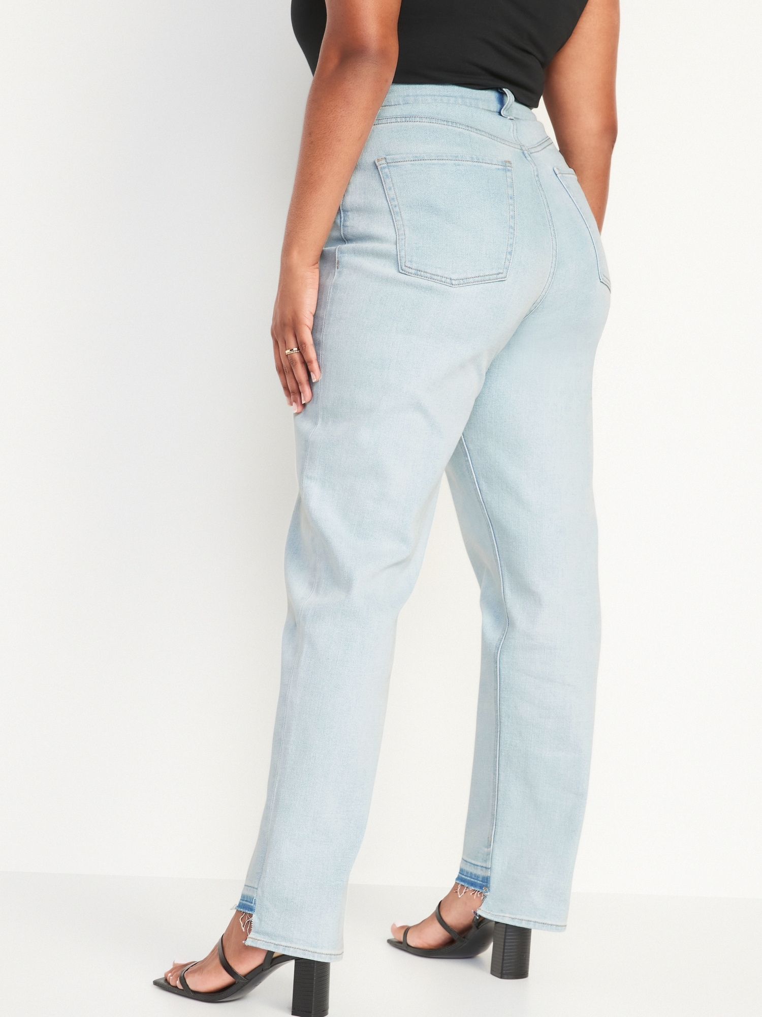 Curvy Extra High-Waisted Button-Fly Sky-Hi Straight Cut-Off Jeans | Old ...