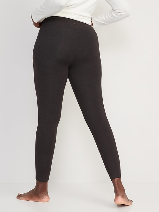Image number 6 showing, Extra High-Waisted PowerChill Cropped Leggings