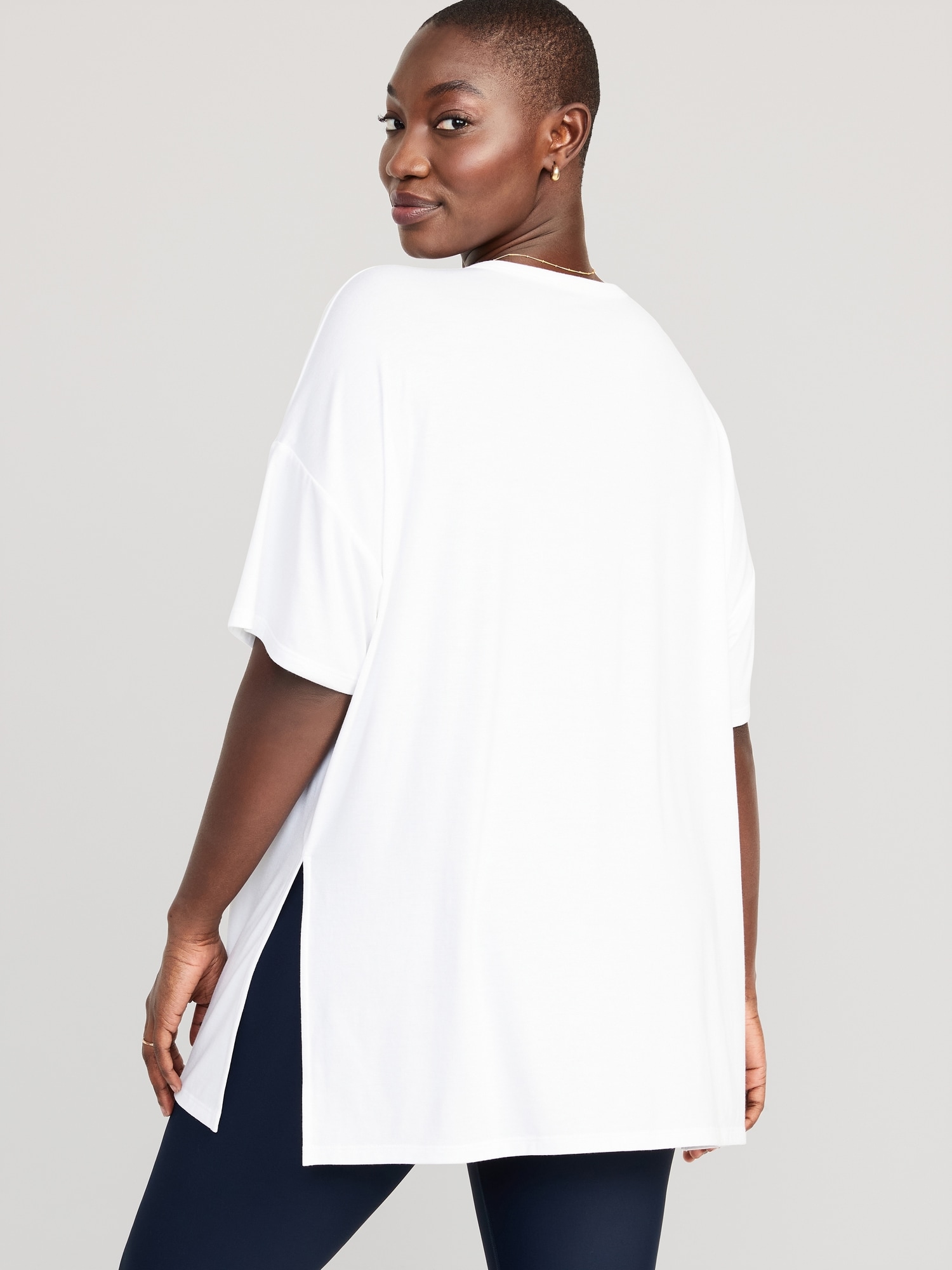 død Snavset Fugtighed Oversized UltraLite All-Day Performance T-Shirt for Women | Old Navy