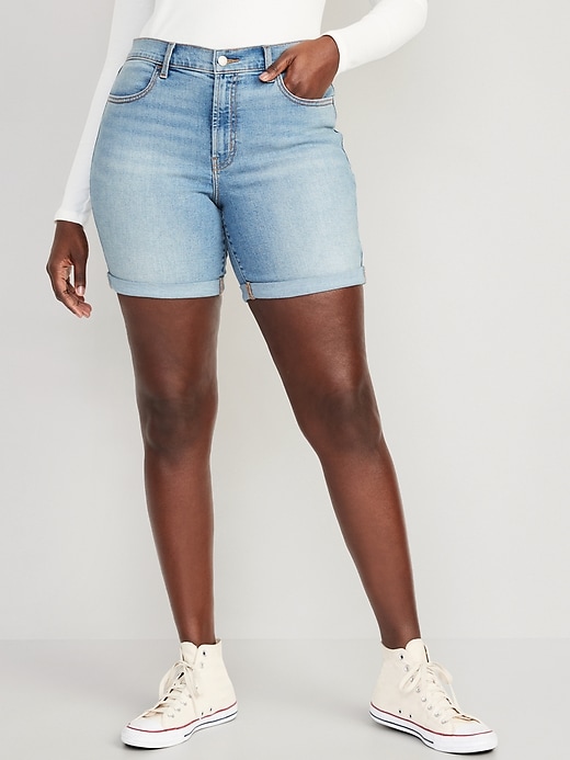 Image number 5 showing, Mid-Rise Wow Jean Shorts -- 7-inch inseam