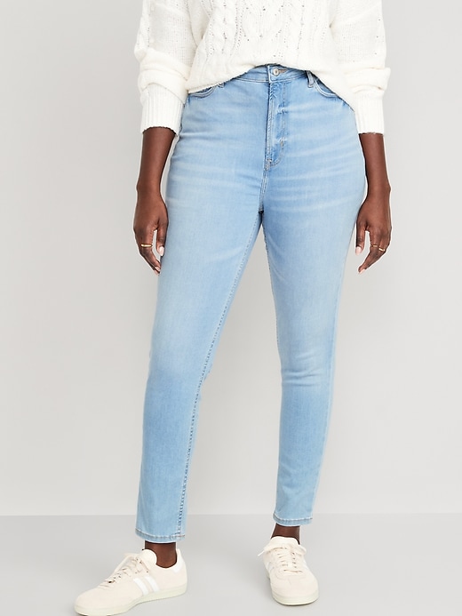 Image number 5 showing, FitsYou 3-Sizes-in-1 Extra High-Waisted Rockstar Super Skinny Jeans for Women