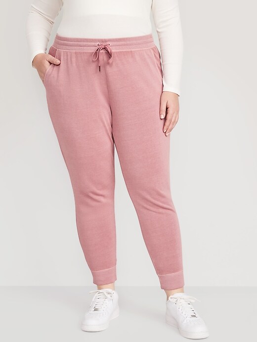Image number 7 showing, Mid-Rise Vintage Street Jogger Sweatpants for Women