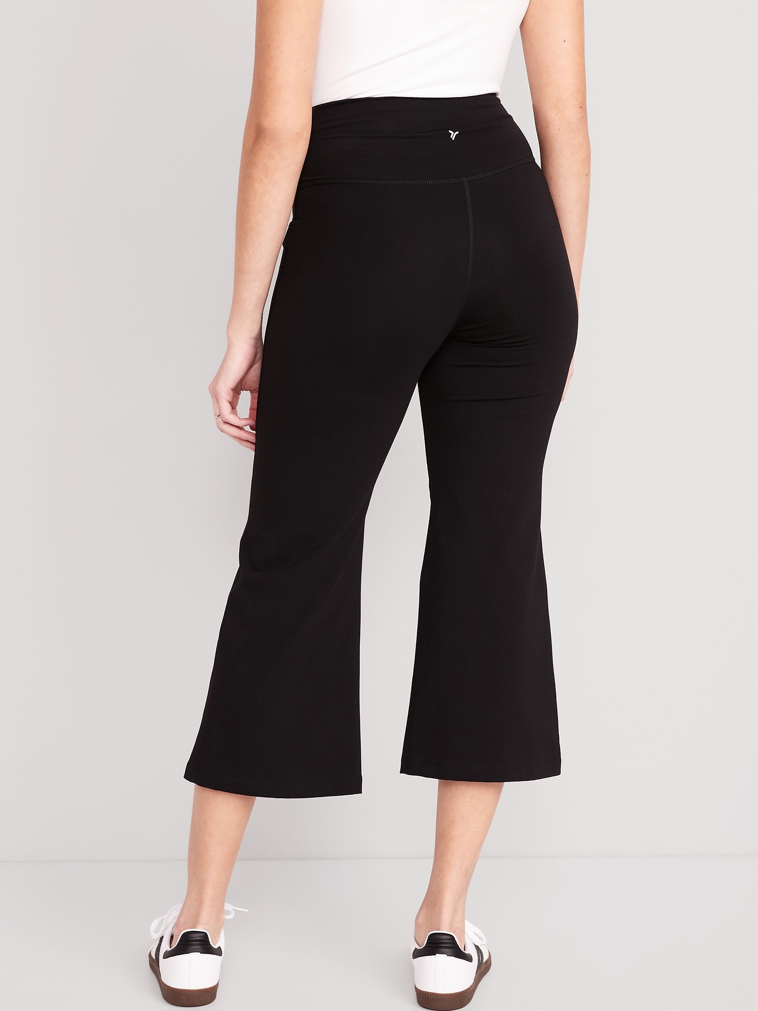 Old Navy Extra High-Waisted PowerChill Cropped Wide-Leg Yoga Pants for  Women - ShopStyle