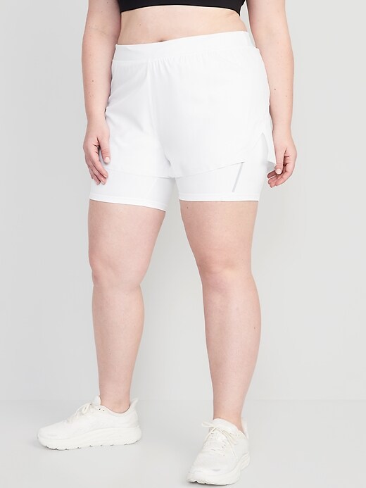 Image number 7 showing, High-Waisted 2-in-1 StretchTech Shorts -- 3-inch inseam