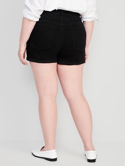 Image number 8 showing, High-Waisted Wow Black-Wash Jean Shorts