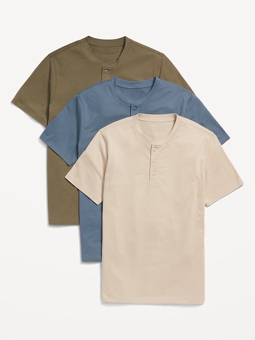 Old Navy Men's Summer Essentials Sale: Up to 60% off on Select Styles