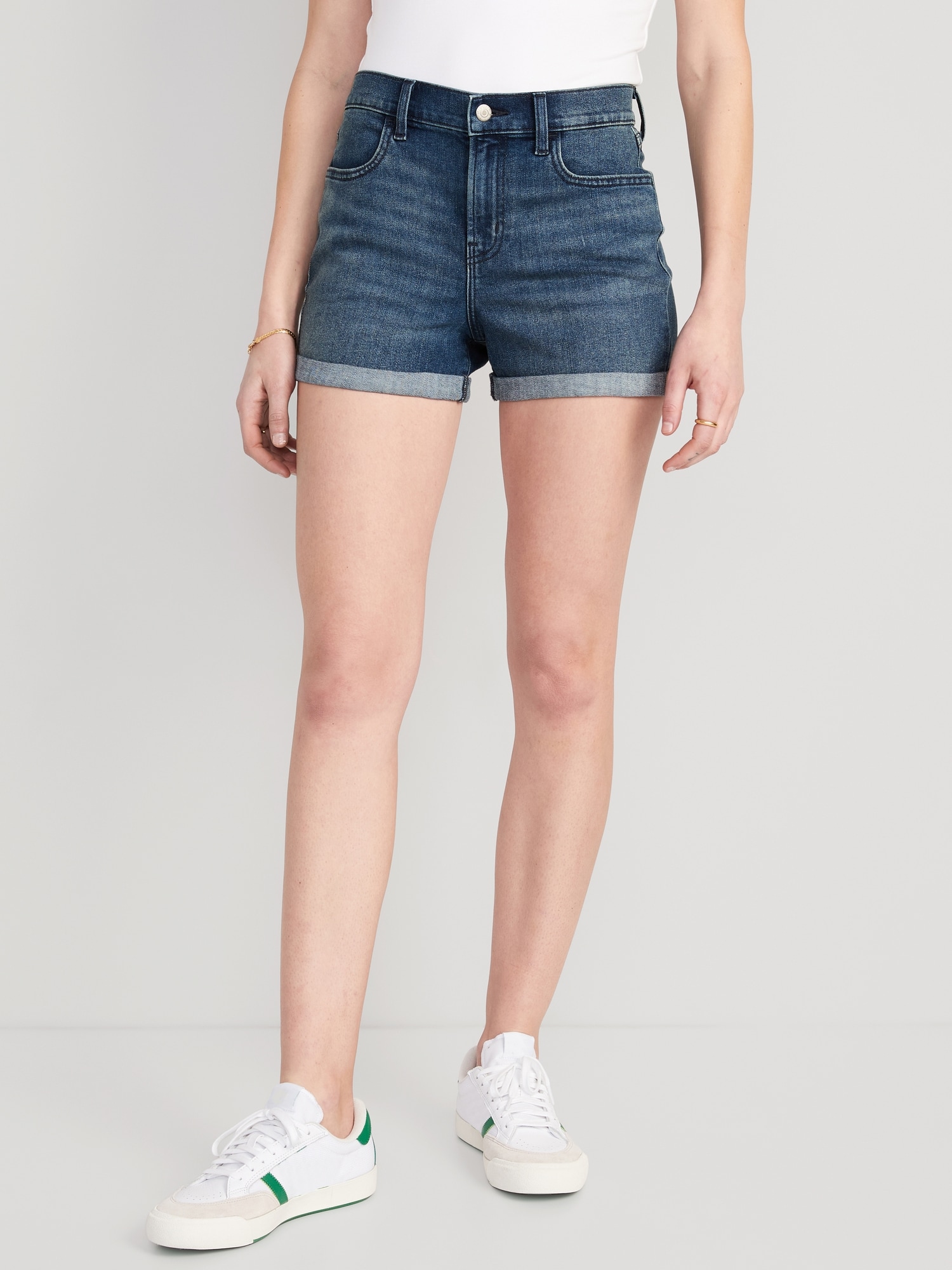 Old Navy Mid-Rise Wow Jean Shorts for Women -- 3-inch inseam blue. 1