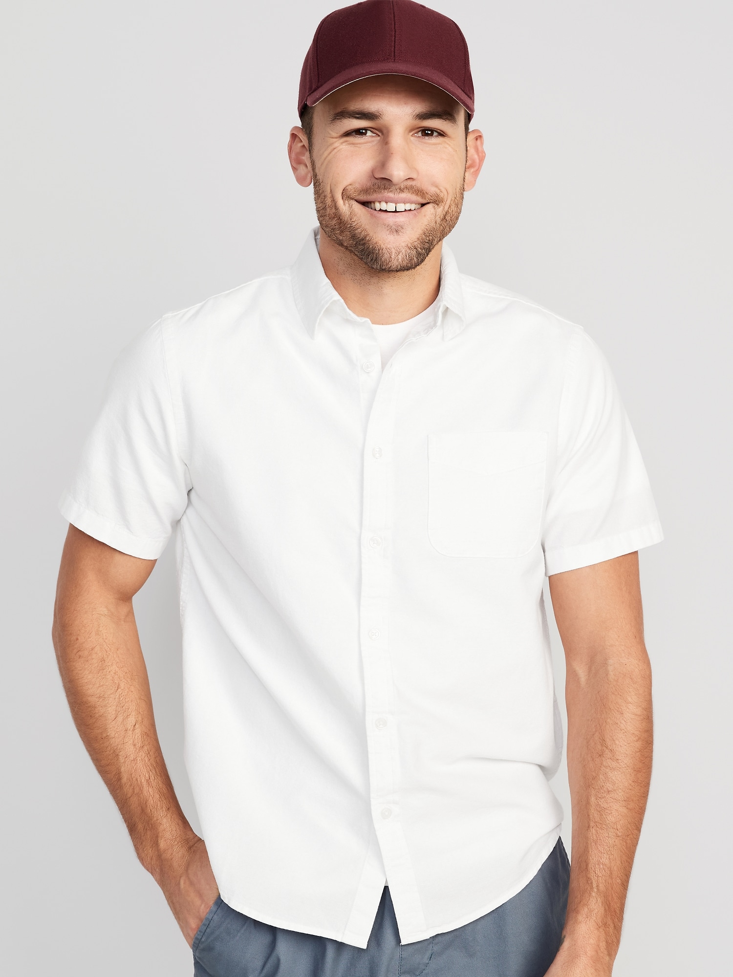 Old Navy Regular-Fit Everyday Oxford Shirt for Men white. 1