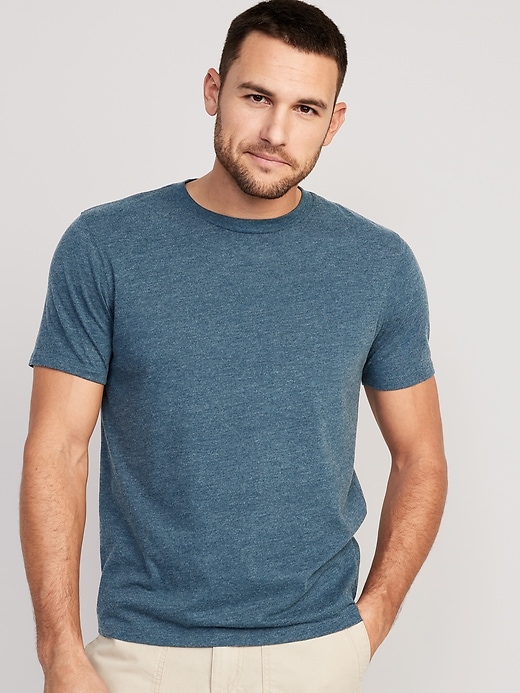 Old Navy Soft-Washed Crew-Neck T-Shirt for Men. 7