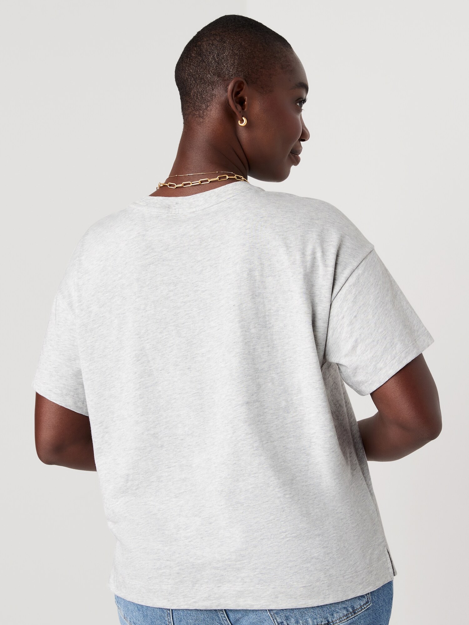 heathered white t shirt