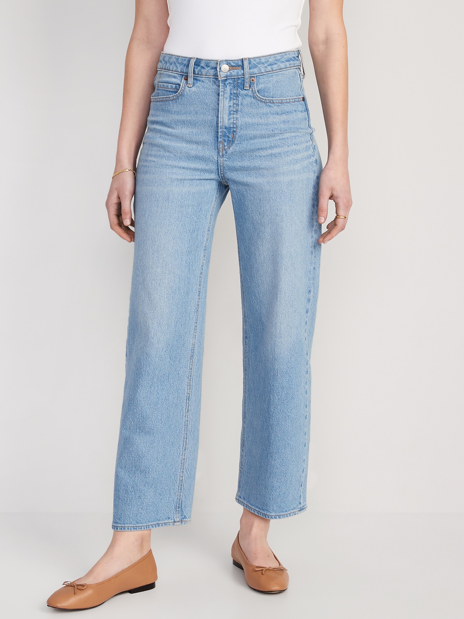 Old Navy Extra High-Waisted Cropped Wide-Leg Jeans blue. 1