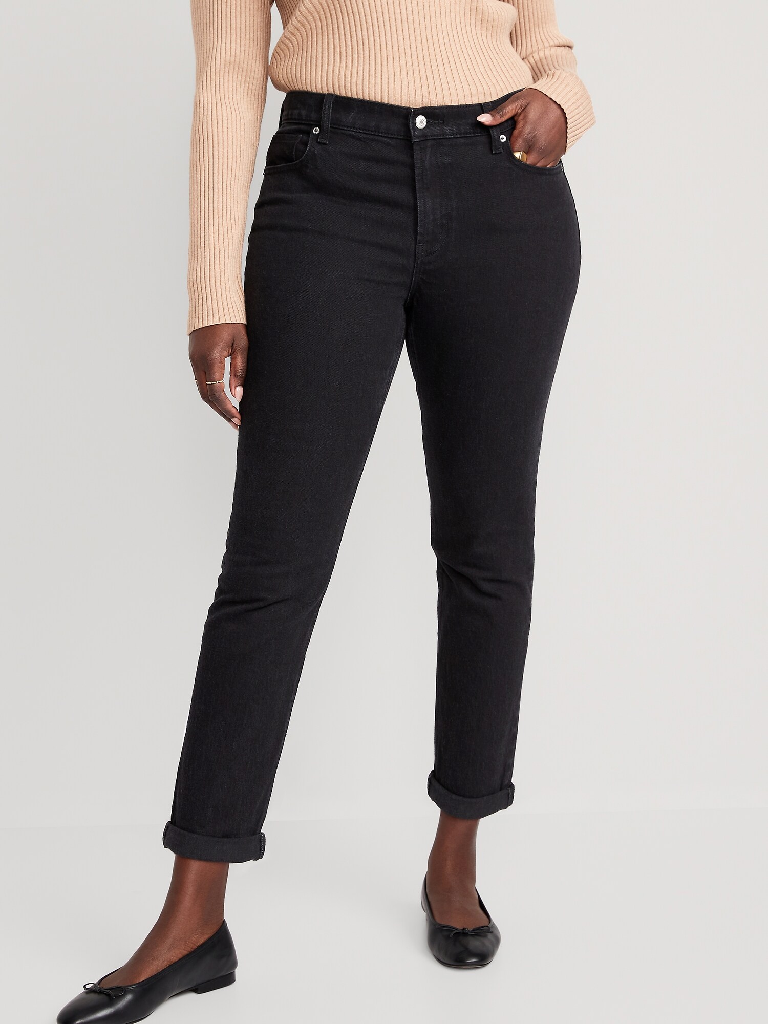 Low-Rise Black-Wash Boyfriend Straight Jeans for Women | Old Navy