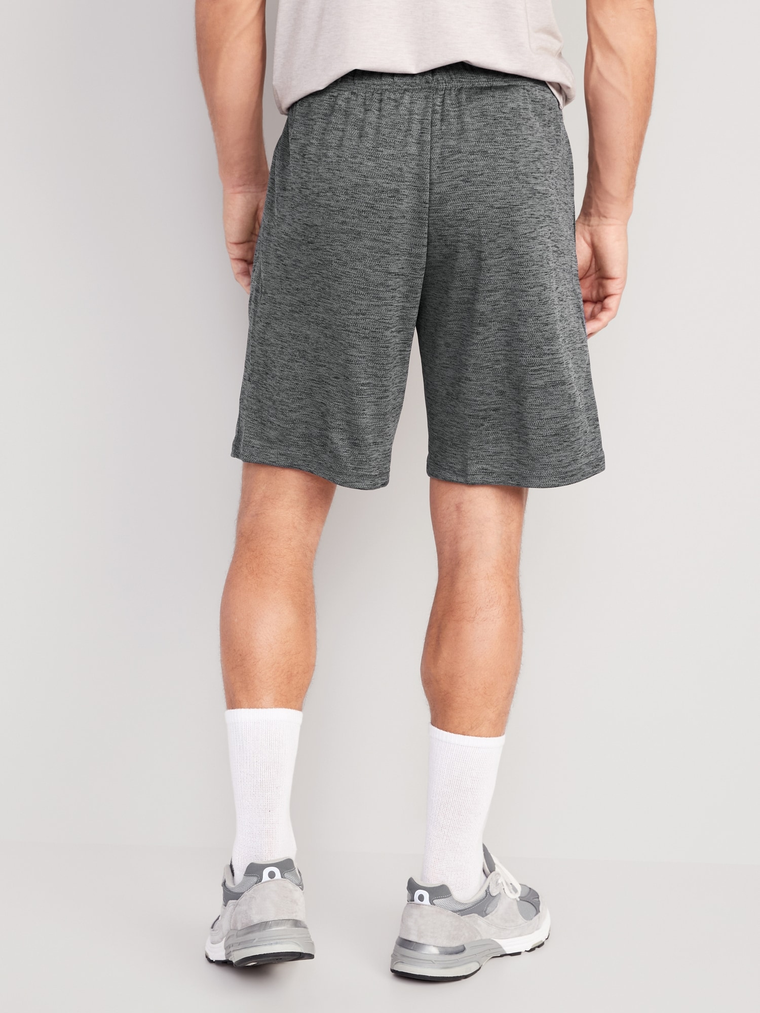 Old Navy Go-Dry Mesh Basketball Shorts for Men - 9-inch inseam