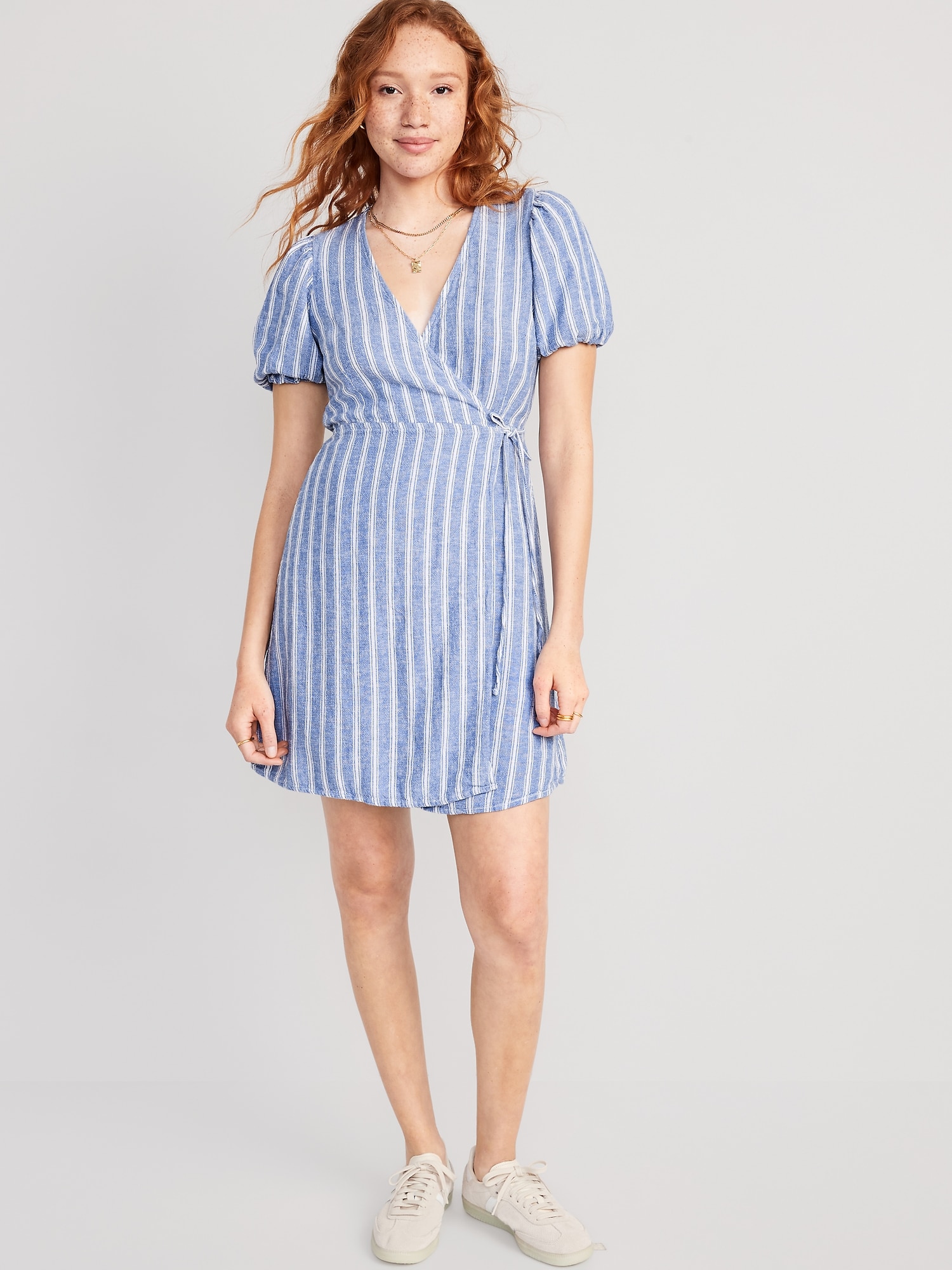 Old navy blue hot sale and white dress