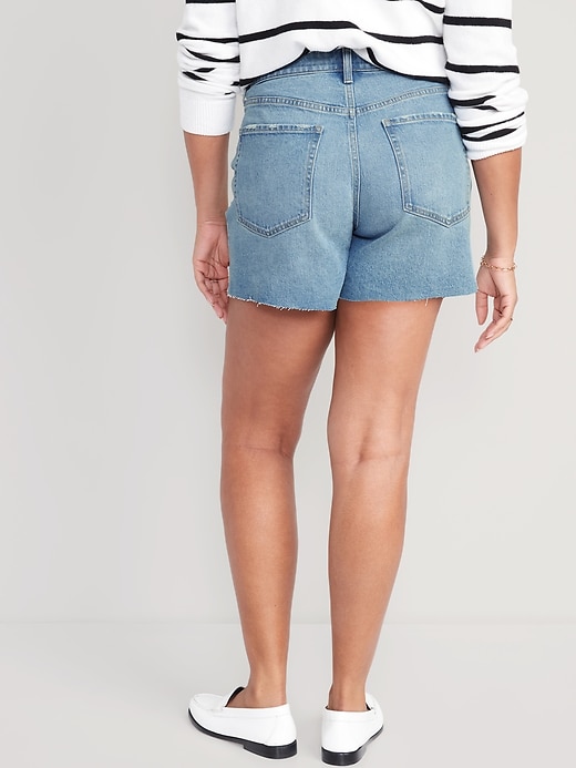 Image number 6 showing, Curvy High-Waisted Button-Fly OG Jean Shorts -- 5-inch inseam