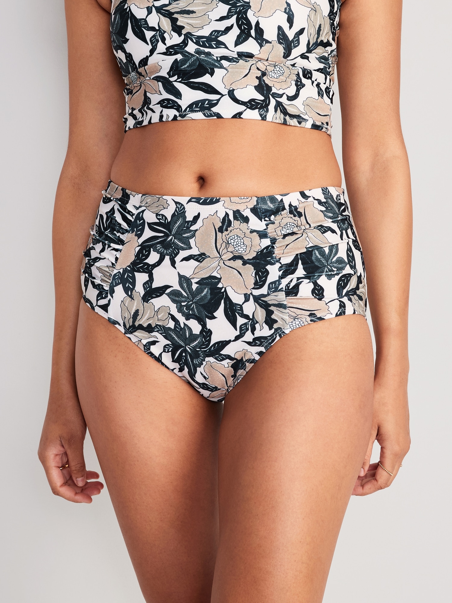 Old Navy High-Waisted Printed Ruched Bikini Swim Bottoms for Women black. 1