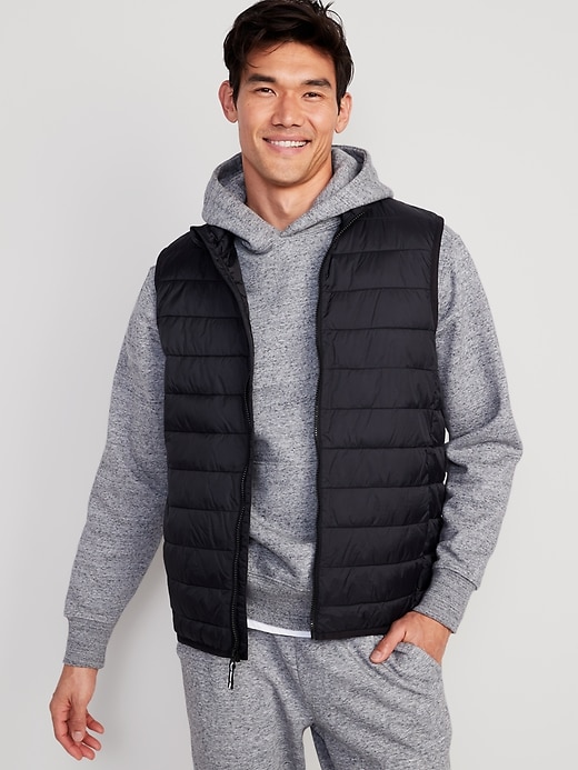Water-Resistant Narrow-Channel Puffer Vest for Men | Old Navy