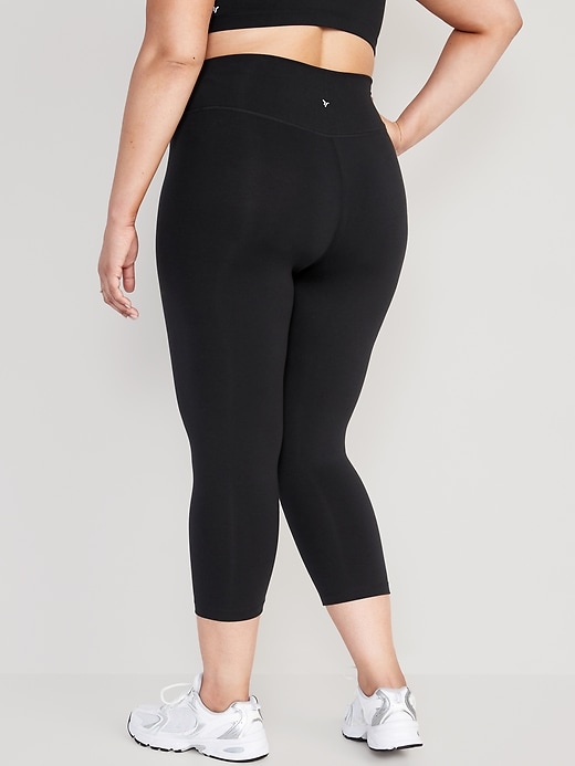 Extra High-Waisted PowerChill Cropped Leggings | Old Navy
