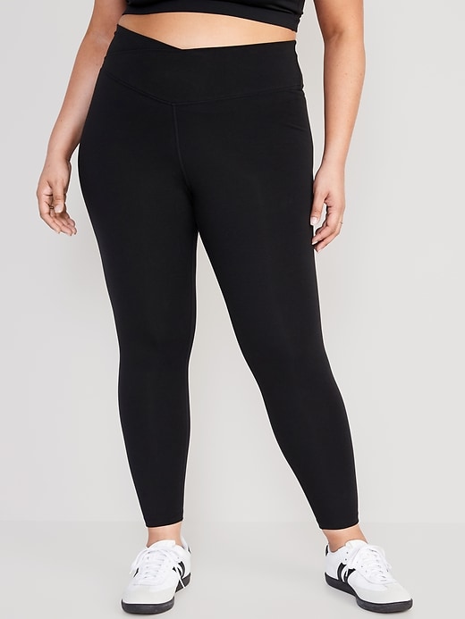 Old Navy Womens Extra High-Waisted PowerChill 7/8 Leggings