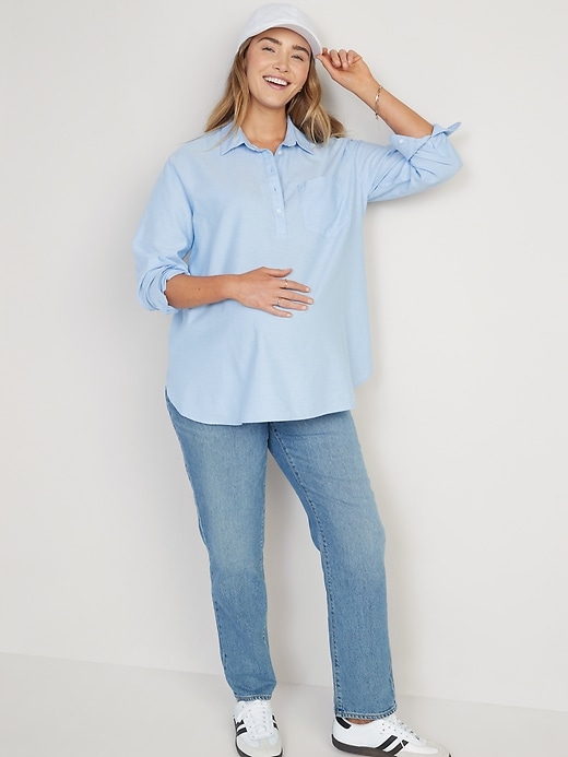 Image number 3 showing, Maternity Oxford Boyfriend Popover Shirt