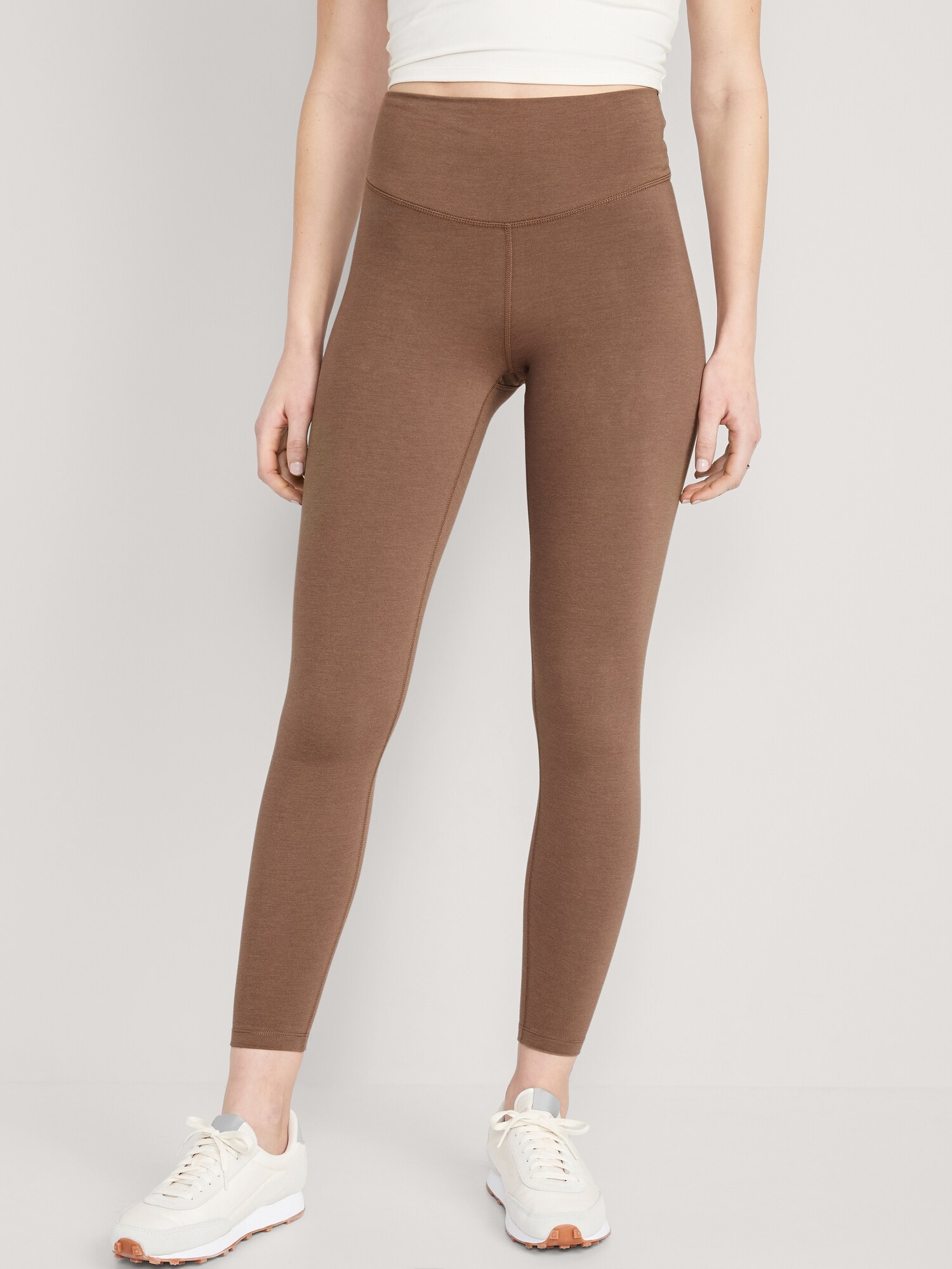 Extra High-Waisted PowerChill Hidden-Pocket 7/8 Leggings