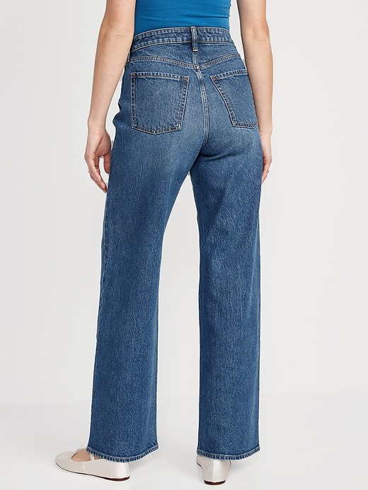 Image number 2 showing, Curvy Extra High-Waisted Sky-Hi Wide-Leg Jeans
