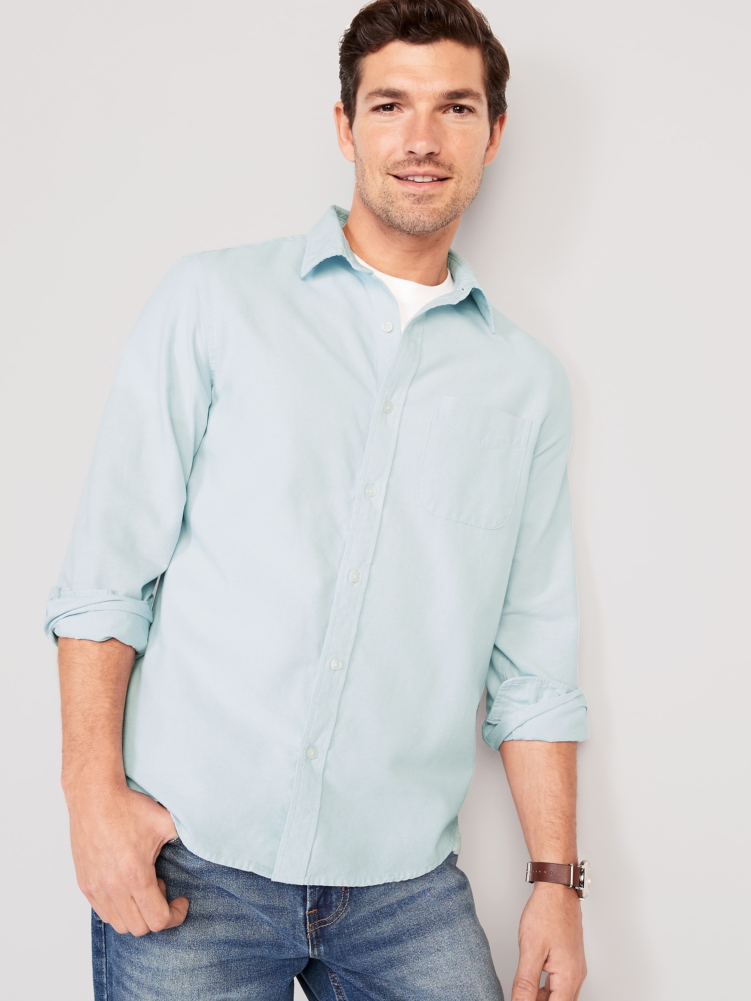 Old Navy Classic-Fit Non-Stretch Everyday Oxford Shirt for Men blue. 1