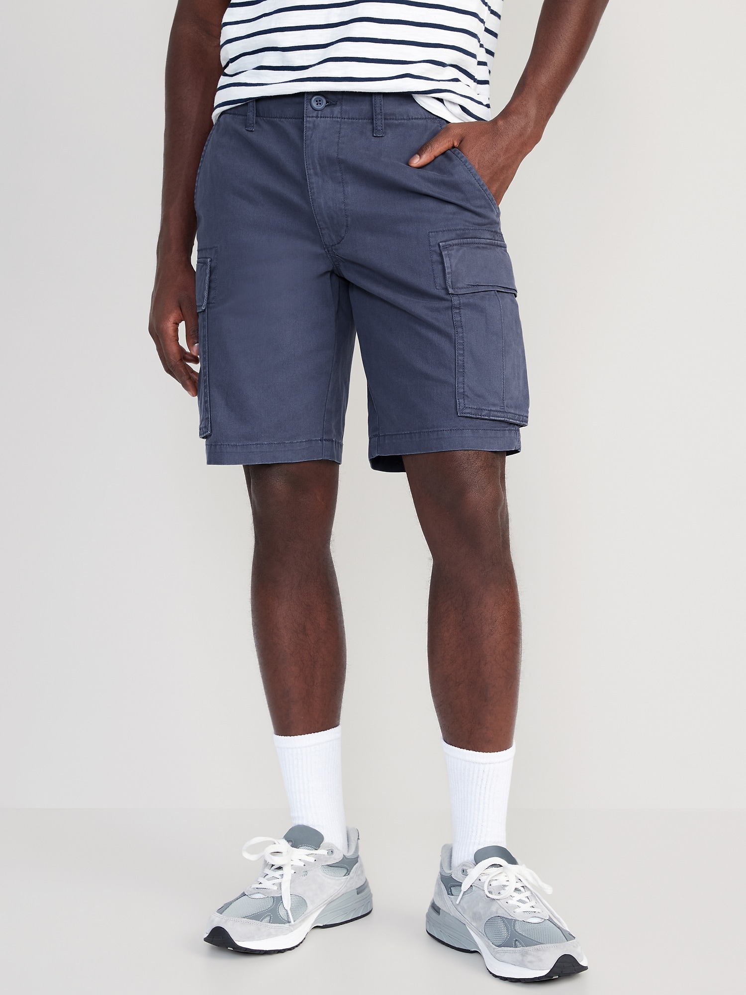 Relaxed Lived-In Cargo Shorts for Men -- 10-inch inseam | Old Navy