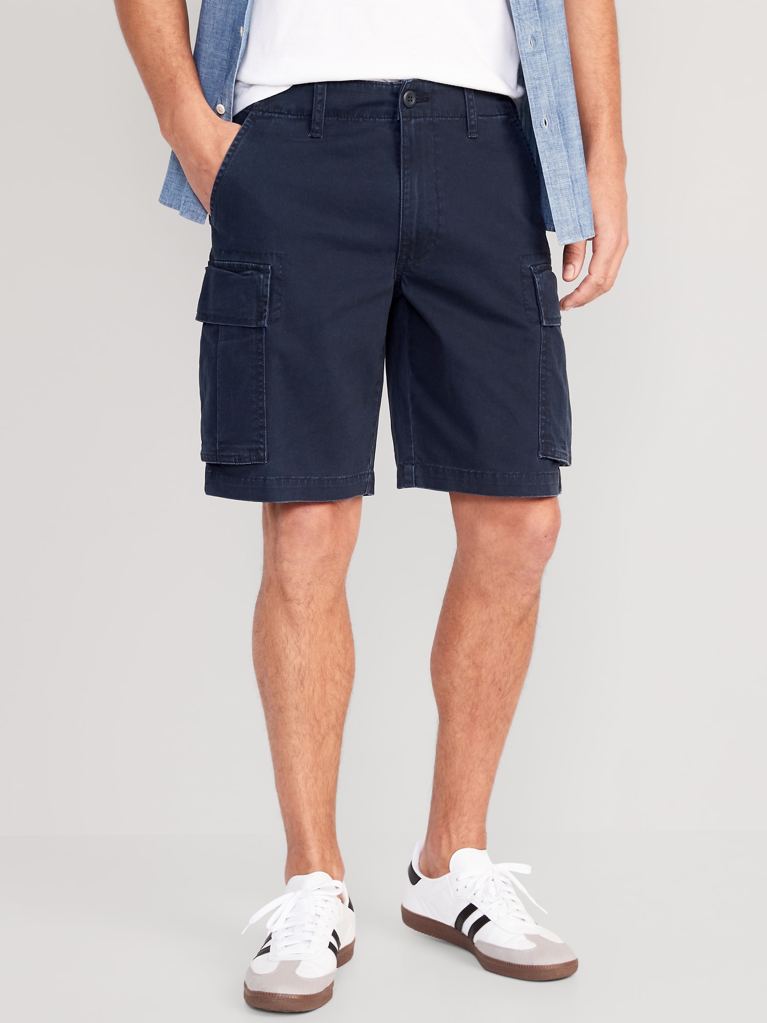 Old Navy Relaxed Lived-In Cargo Shorts for Men -- 10-inch inseam blue. 1