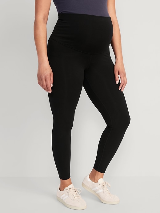 Image number 1 showing, Maternity Rollover-Waist PowerChill 7/8 Leggings