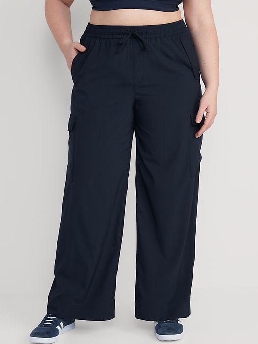 Image number 7 showing, High-Waisted StretchTech Wide-Leg Cargo Pants