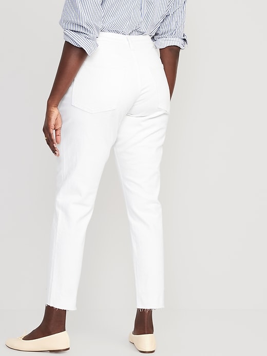 Image number 6 showing, Curvy High-Waisted OG Straight Cut-Off Jeans
