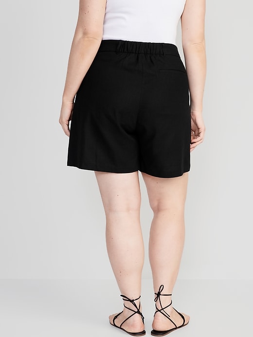 Image number 8 showing, Extra High-Waisted Linen-Blend Taylor Shorts -- 6-inch inseam
